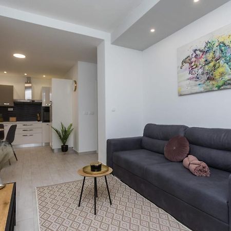 Bloom Apartment Split Eksteriør bilde