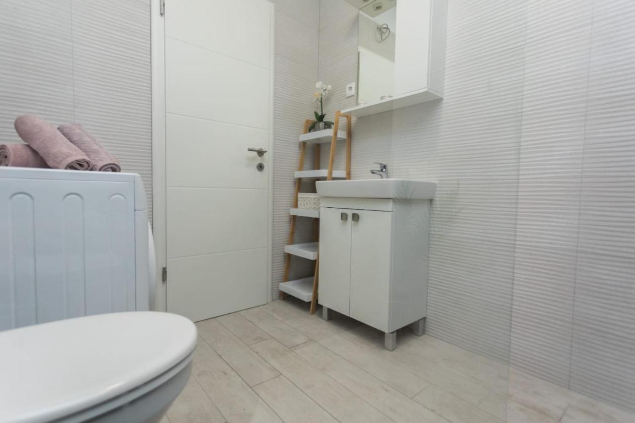 Bloom Apartment Split Eksteriør bilde
