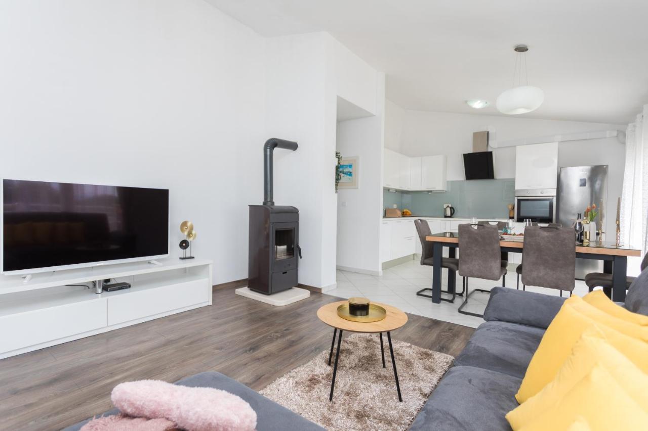 Bloom Apartment Split Eksteriør bilde