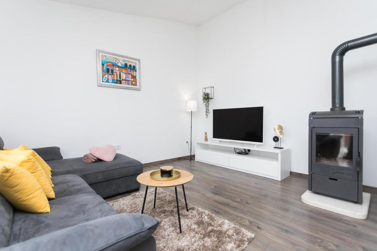 Bloom Apartment Split Eksteriør bilde