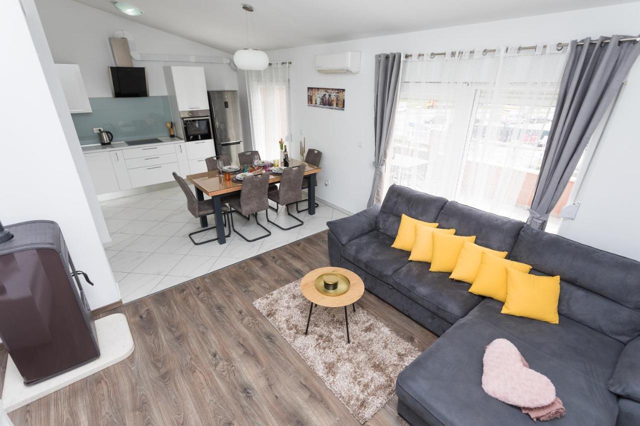 Bloom Apartment Split Eksteriør bilde
